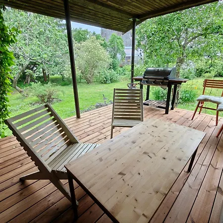 Retrohonguline Suvila Saunaga Laulasmaal, Privaatne Puhkus Mere Laehedal Ferienhaus Laulasmaa